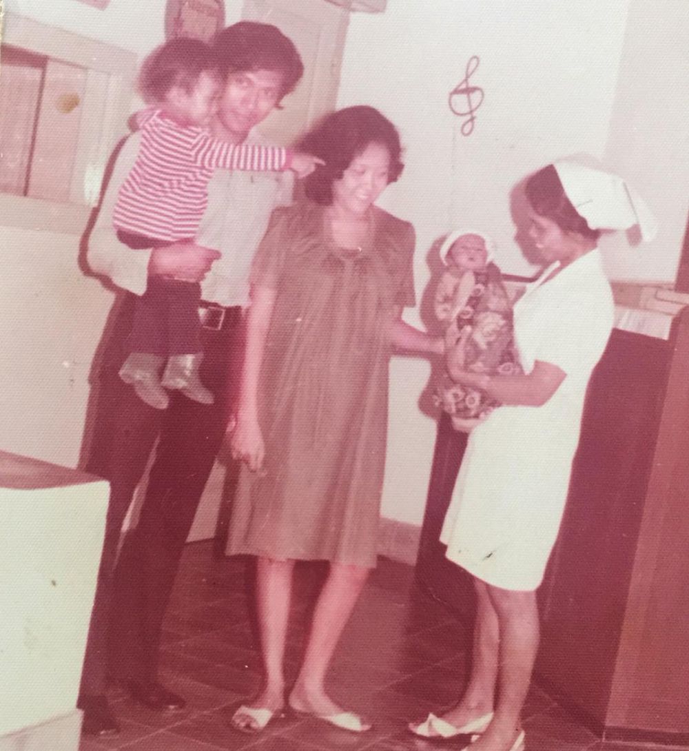 Bocah foto bareng Benyamin Sueb ini kini sukses jadi presenter dan pelawak, intip 11 transformasinya