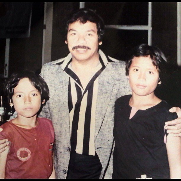 Bocah foto bareng Benyamin Sueb ini kini sukses jadi presenter dan pelawak, intip 11 transformasinya