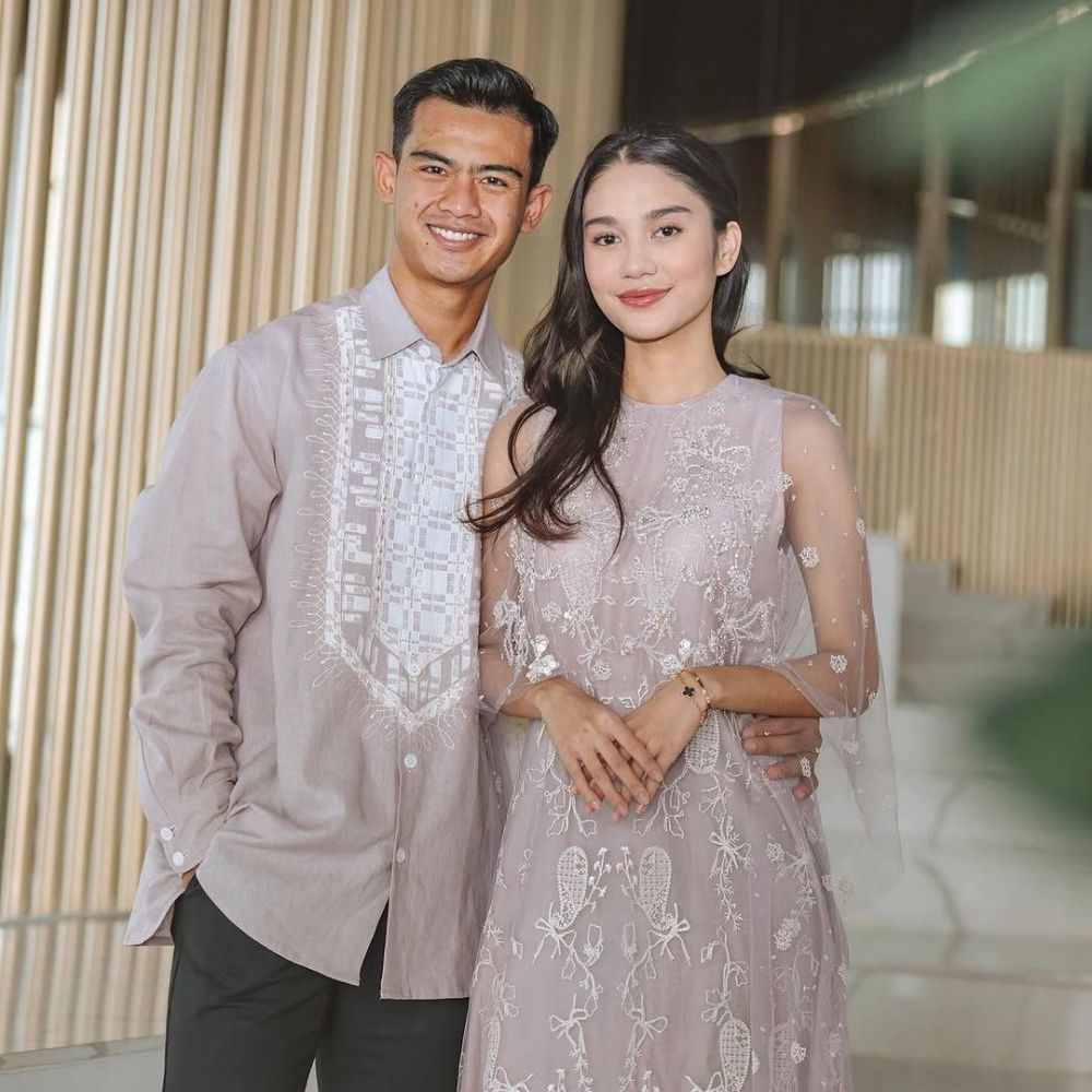 Azizah Salsha susul Pratama Arhan ke Thailand agar bisa Lebaran bareng, 9 potretnya ini tuai pujian