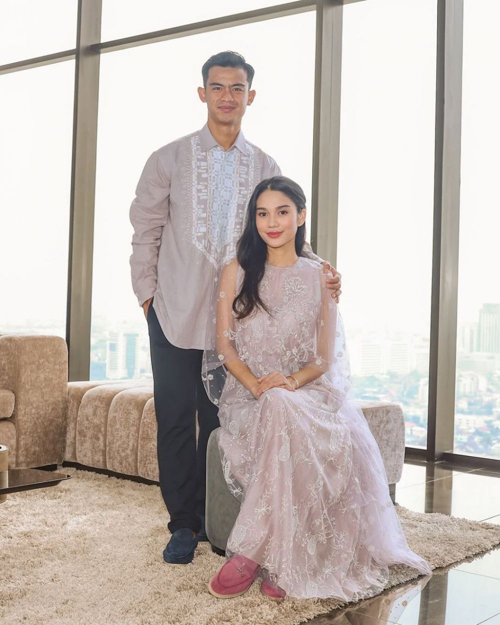 Azizah Salsha susul Pratama Arhan ke Thailand agar bisa Lebaran bareng, 9 potretnya ini tuai pujian