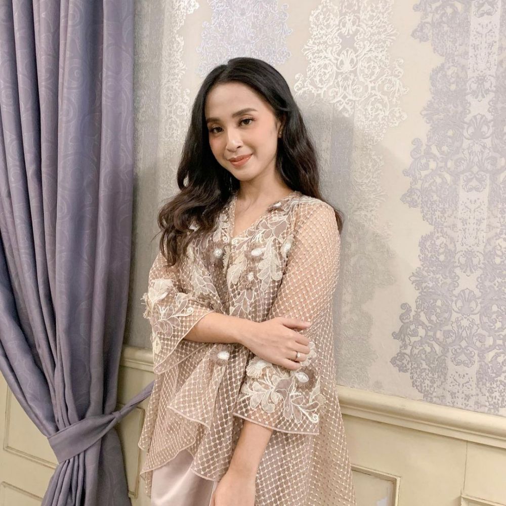 Bintang cilik iklan bareng Intan Nuraini ini kini jadi jadi ibu muda, ini 11 potret terbarunya