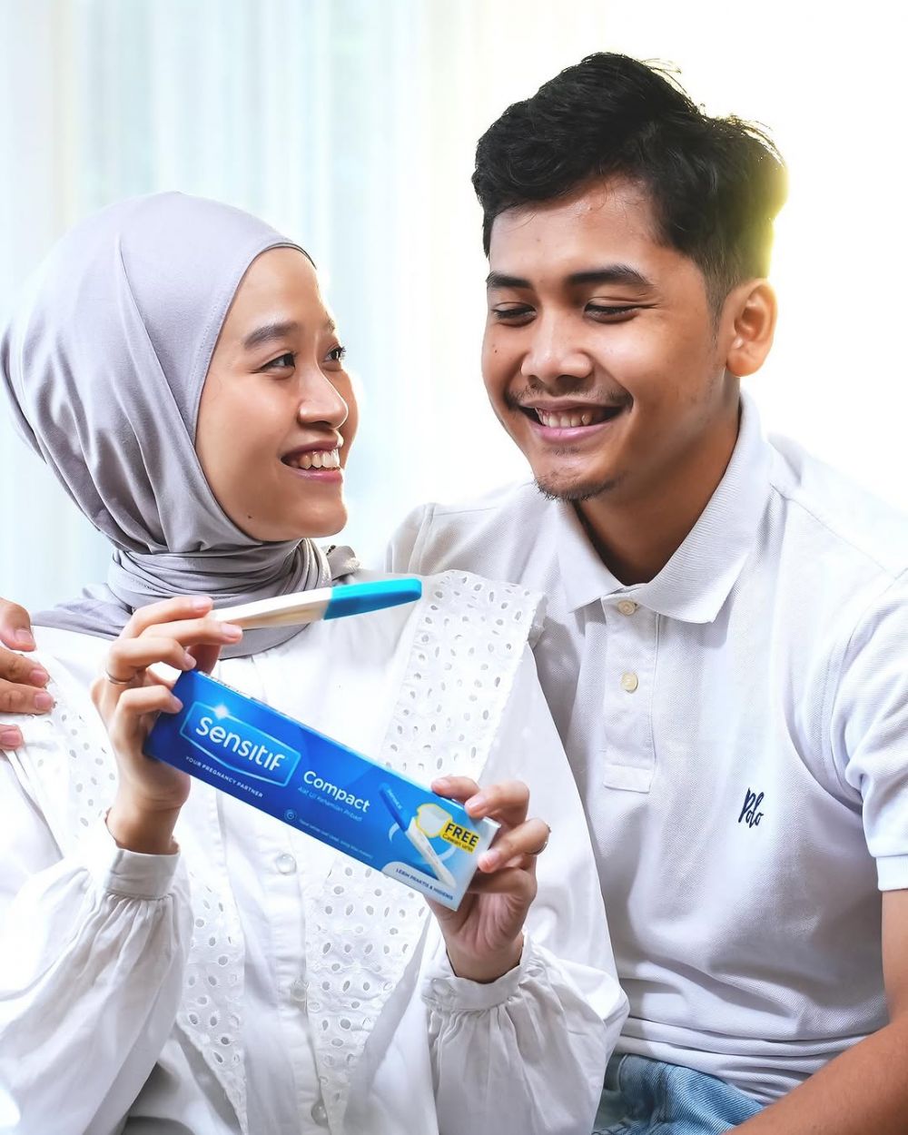 Sempat tunda punya momongan, 9 momen Bintang Emon umumkan istri hamil anak pertama usai 3 tahun nikah