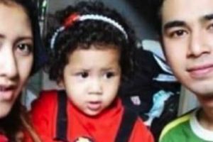 Apa kabar anak kecil berambut kriwil bareng Raffi Ahmad ini? Penampilannya kini bikin fans salut