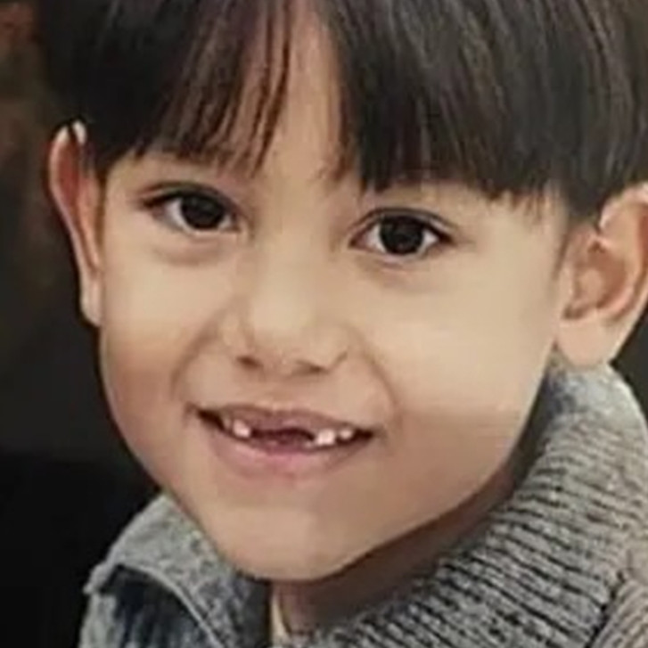 Bocah bergigi ompong ini dulunya tak naik kelas 2 kali kini sukses jadi artis, intip perubahannya