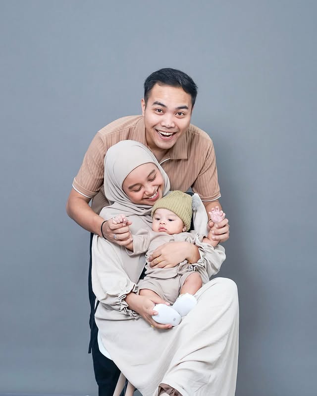 Emak-emak ini dulu finalis Idola Cilik, kini pilih jadi ibu rumah tangga, ini 9 potret terbarunya