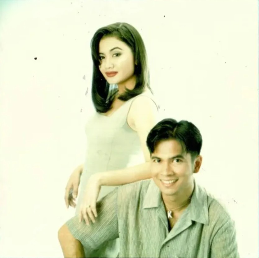 'Pasangan' idola 90-an, ini 8 potret lawas Krisna Mukti-Cornelia Agatha di sinetron Aku Ingin Pulang