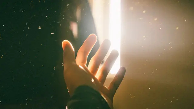 5 Zodiak yang terjebak dalam harapan palsu dan mimpi tak realistis