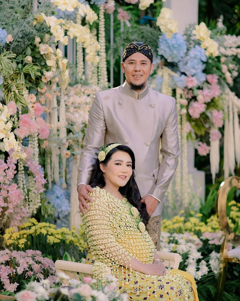 Dulu pengamen jalanan, kini bocah berponi ini biduan top Tanah Air, dibayar Rp150 juta sekali manggung