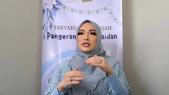 Momen bahagia Zaskia Gotik gelar akikah putranya, Pangeran Aflah Zaidan, ungkap makna nama anak