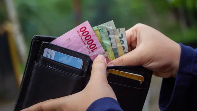 Penampakan uang pecahan Rupiah tak berlaku, segera tukarkan!