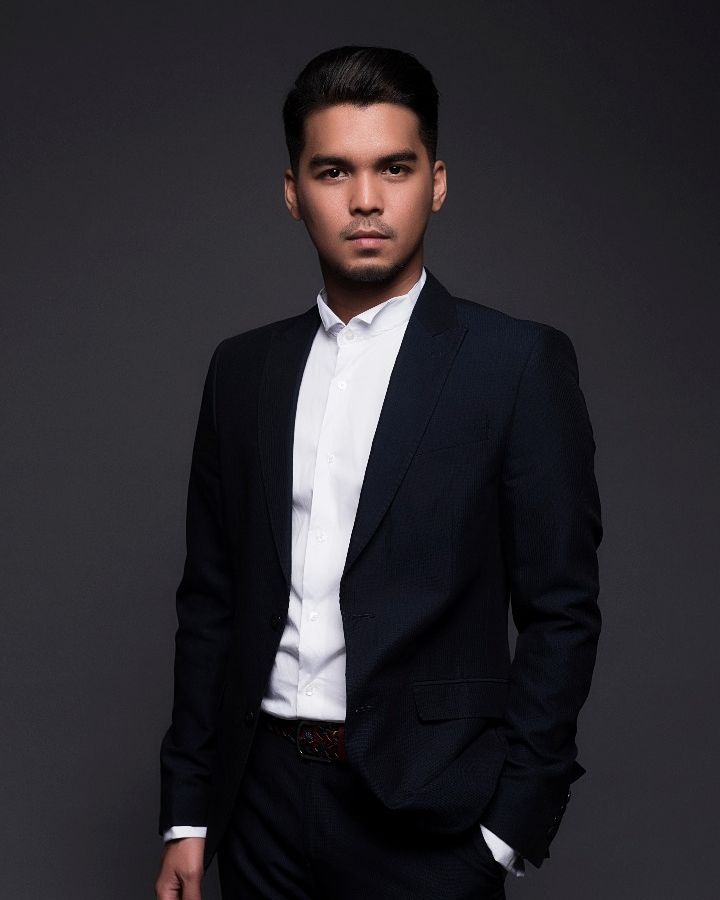 Bocah di susu kaleng ini gedenya jadi aktor top, kini pilih hijrah, intip 12 transformasinya