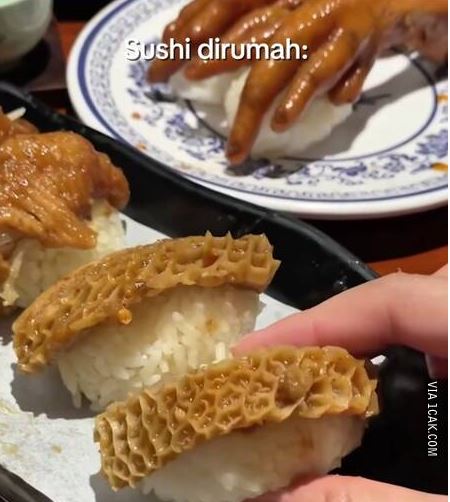 11 Potret lucu orang Indonesia makan kimbap ini melokal abis, ada yang dimakan bareng nasi