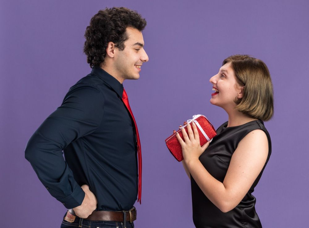 65 Gombalan lucu terbaik 2025, anti cringe dan siap bikin hati bergetar