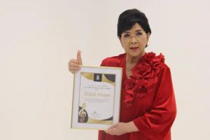 Perjalanan karier Titiek Puspa dari guru TK hingga jadi penyanyi kesayangan Soekarno