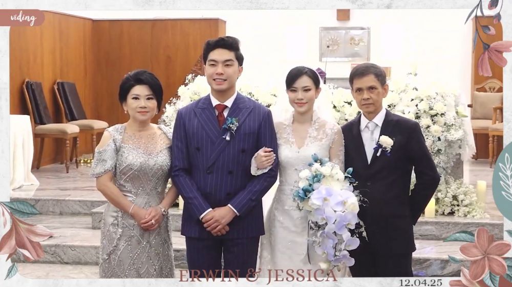 Menikah dengan cinta pertama, ini 9 momen pemberkatan pernikahan Jessica Jane dan Erwin Phang