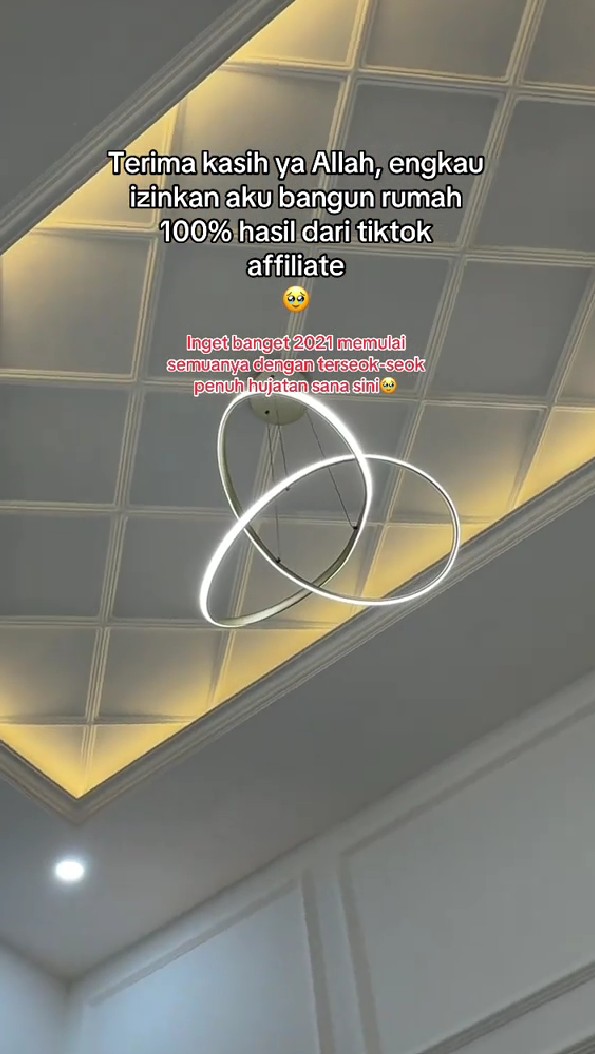 Ingat guru resign PNS karena tak bahagia? Kini pamer rumah baru Rp500 juta hasil ngonten, 9 potretnya