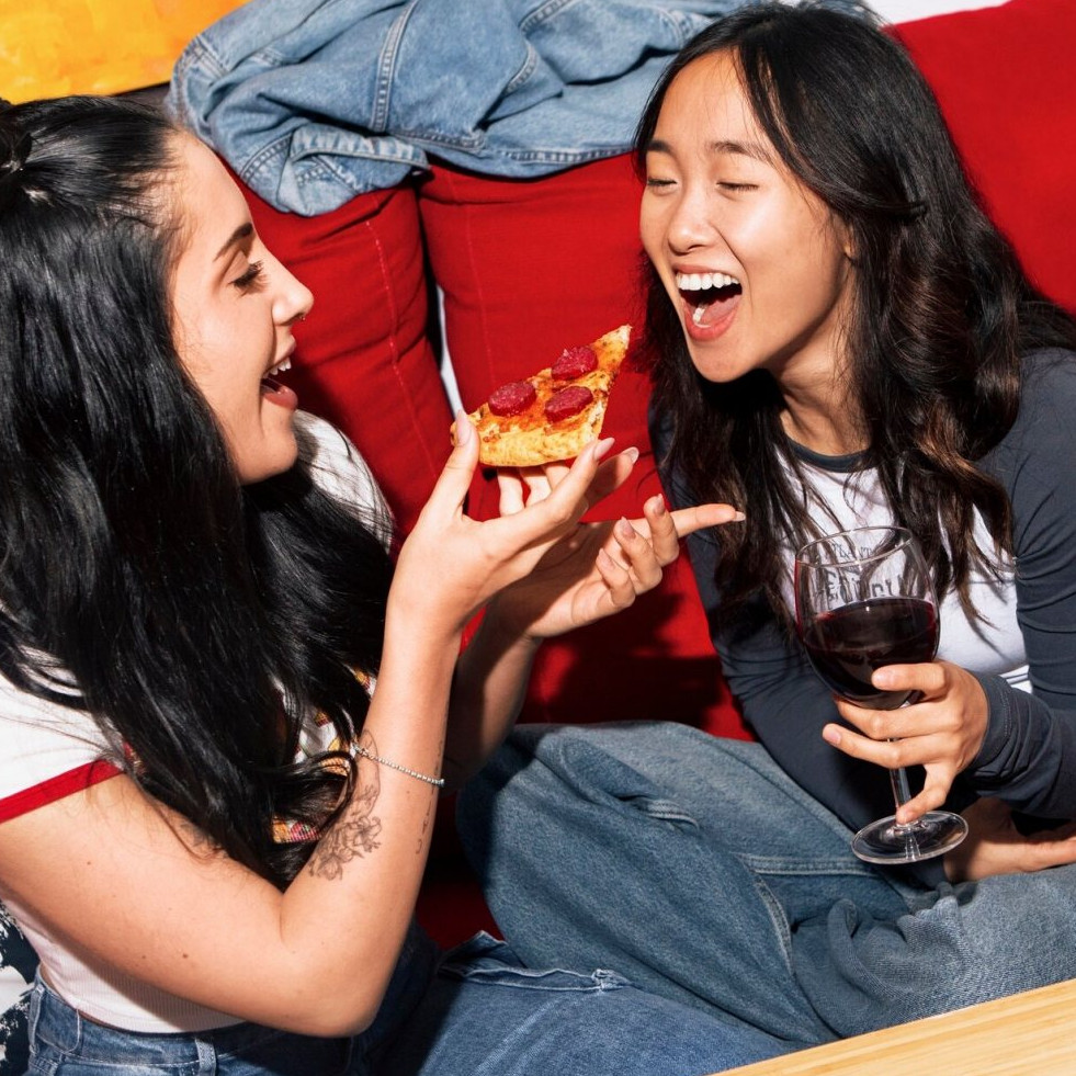 50 Pantun lucu ultah 2025, bikin teman ketawa sampai lupa usia