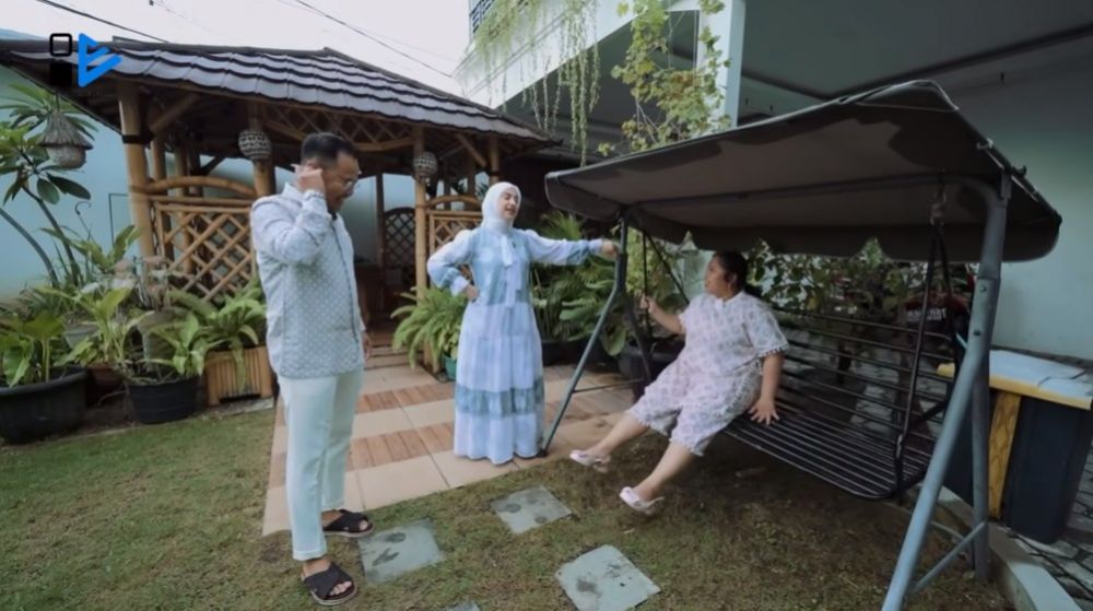 Irish Bella tempati rumah baru megah usai dinikah Haldy Sabri, 9 potretnya, garasi bak showroom mobil