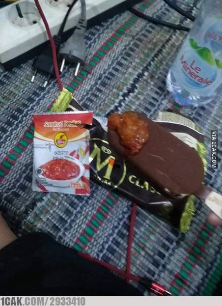 Hati-hati ketipu, 9 potret kocak es krim batangan ini bikin yang mau makan bingung