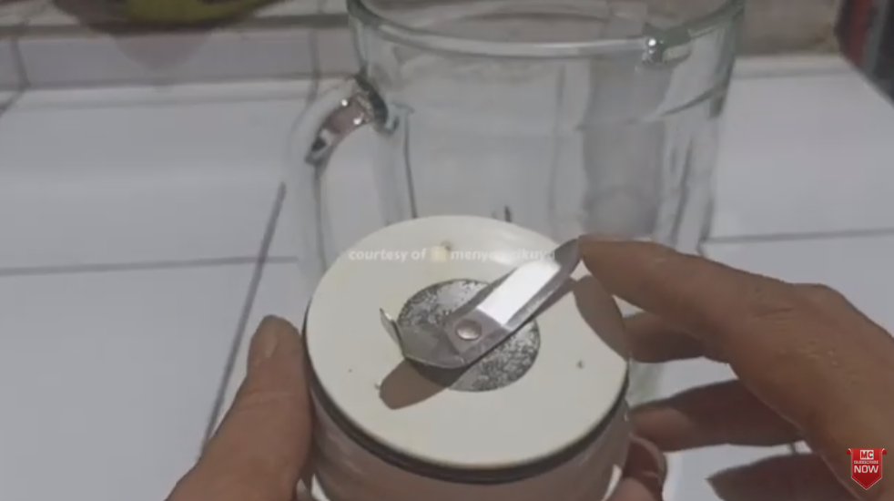 Pisau blender tumpul jadi setajam silet pakai trik ini, pantas dicoba mulai sekarang