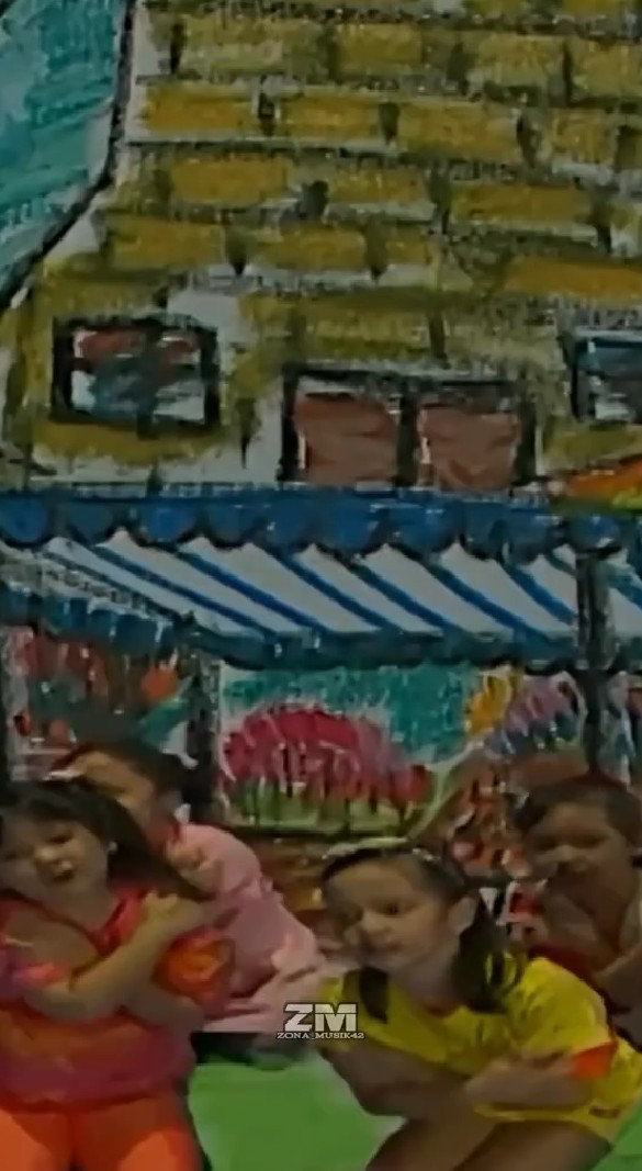 Nia Ramadhani ternyata pernah jadi model lagu anak-anak milik Titiek Puspa, ini 5 potret lawasnya