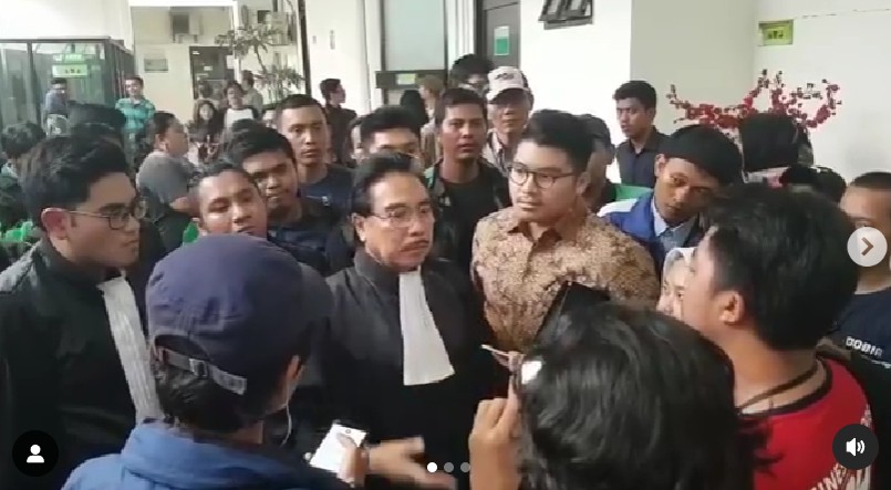Hampir 50 tahun mengabdi jadi pengacara, ini 11 perjalanan karier Hotma Sitompul
