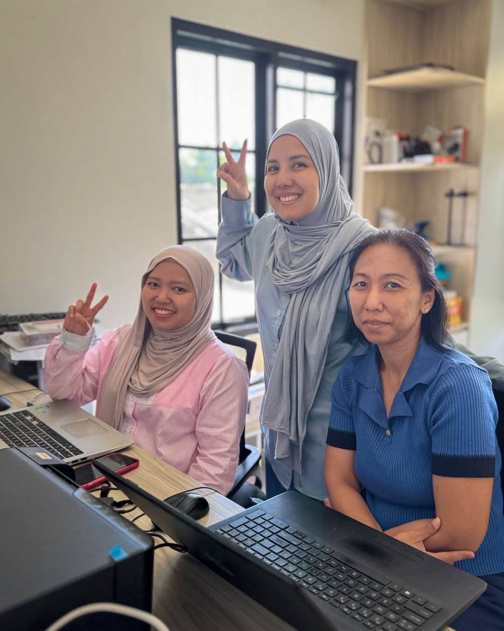 Dukung pengasuh anak lanjut kuliah, ini alasan Tya Ariestya arahkan asisten belajar finance