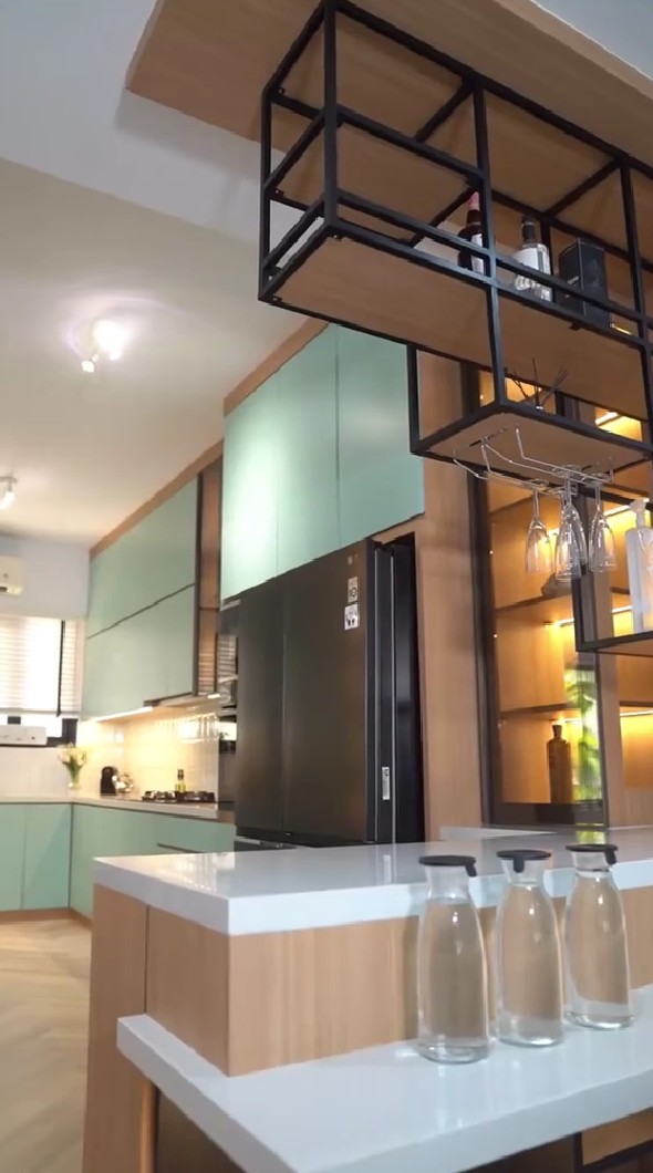 10 tahun dipakai mulai usang, 9 potret dapur baru Marcell Siahaan usai renovasi ini jadi kian estetik