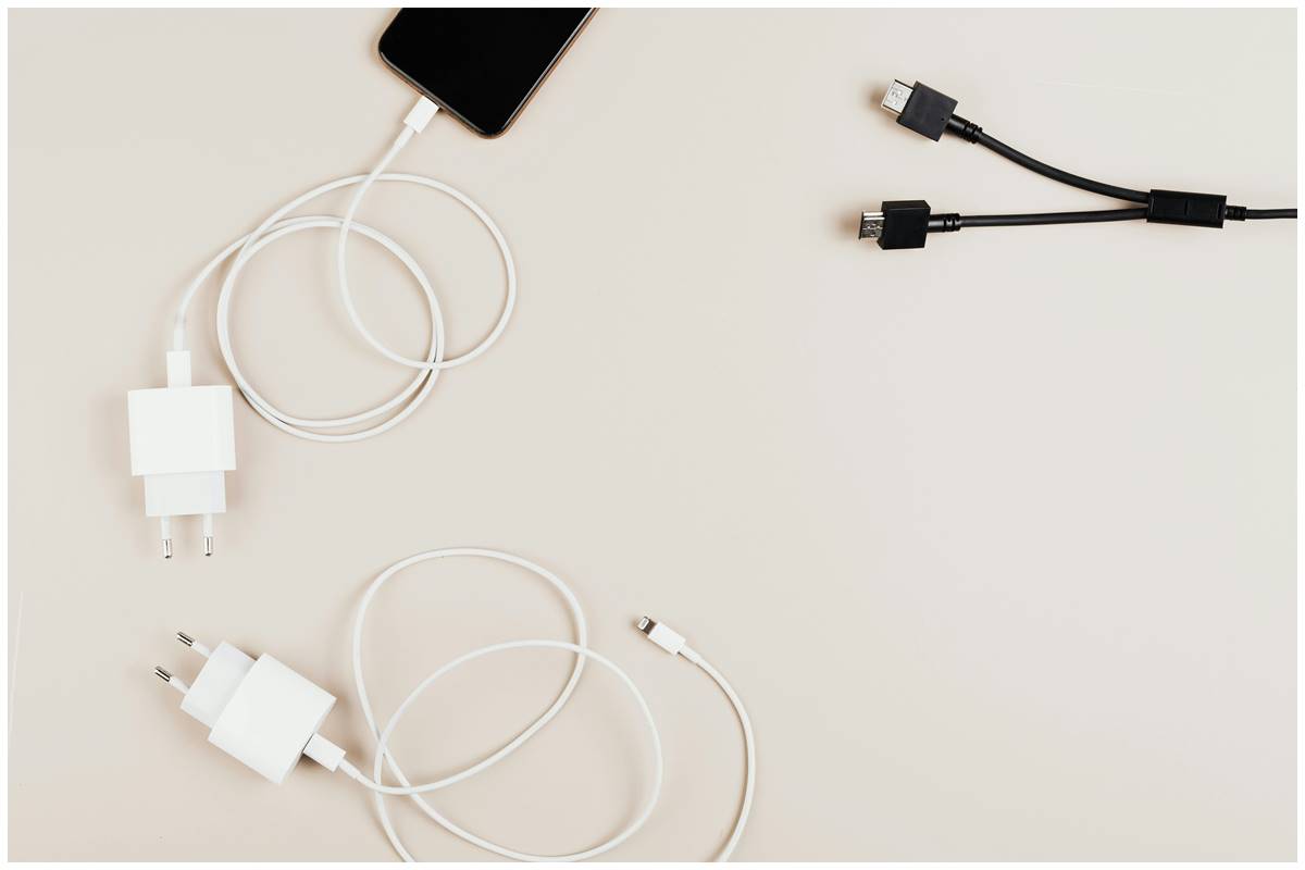 Satu barang bekas ini bisa bikin kabel di rumah kamu auto rapi, ini caranya yang mudah dipraktikkan