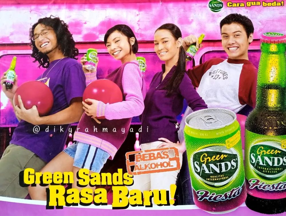 Model iklan minuman soda ini kini jadi aktor top, intip 9 potret terbarunya yang manglingi