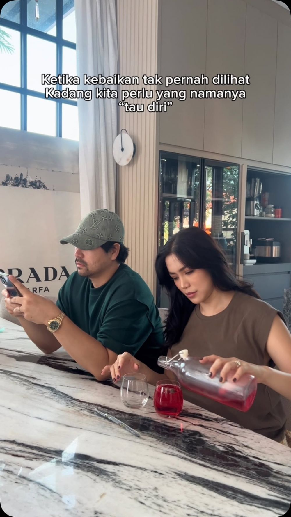 9 Potret dapur baru Jessica Iskandar mewah berlapis granit, tampilannya estetik buat ngonten