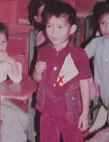 Si kecil ini besarnya kerja kantoran sekarang jadi musisi top, begini 11 potret terkininya