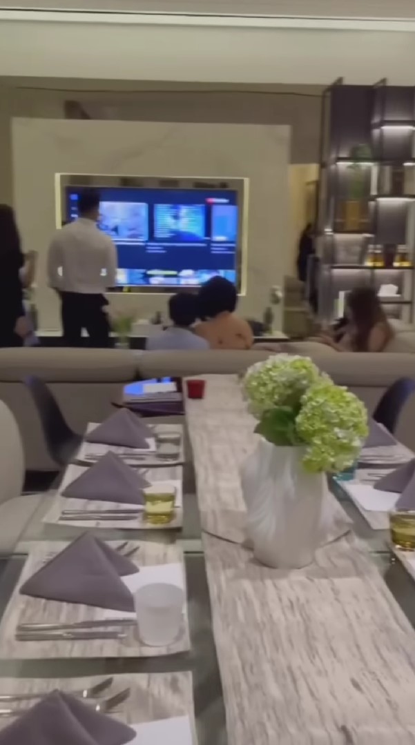 Sekarang tinggal di penthouse mewah, ini 9 potret dapur Jessica Mila yang luas dan compact