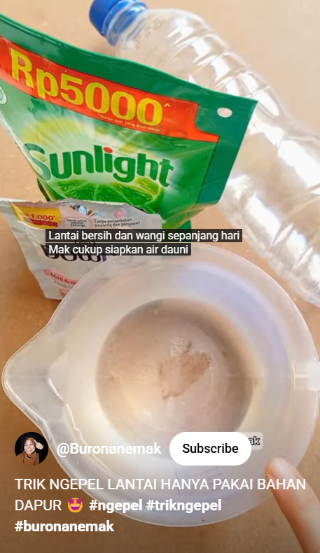 Trik mengepel lantai sekarang tak perlu campuran garam, makin kesat dan wangi tambah 1 bahan dapur