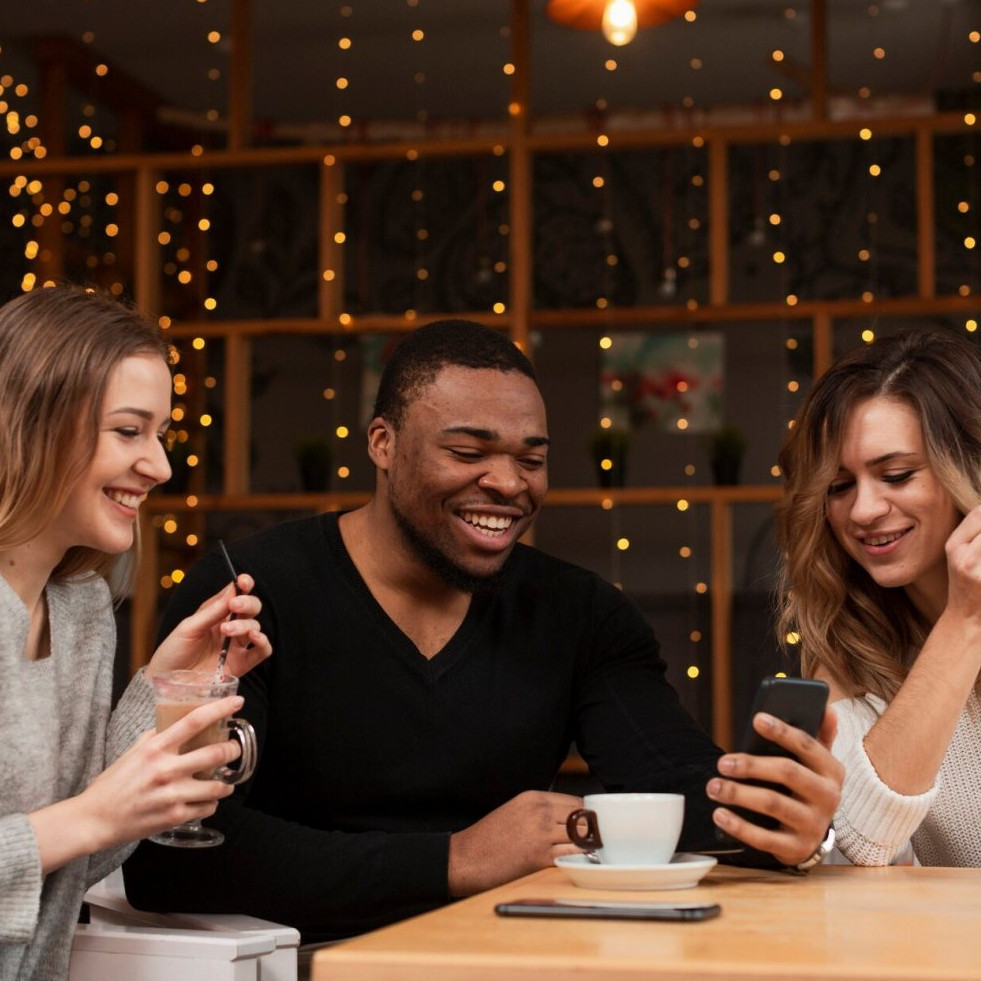 50 Kata-kata nyeleneh tapi masuk akal 2025, bikin mikir sambil ketawa