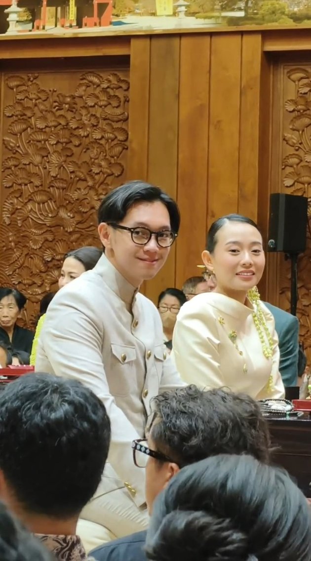 Kenalan dari DM Instagram berujung pelaminan, intip 9 momen pernikahan Brandon Salim dan Dhika Himawan