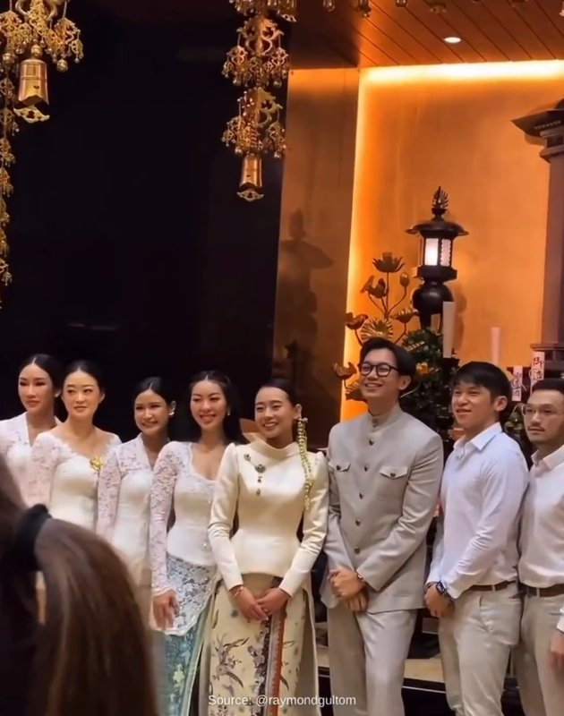 Kenalan dari DM Instagram berujung pelaminan, intip 9 momen pernikahan Brandon Salim dan Dhika Himawan