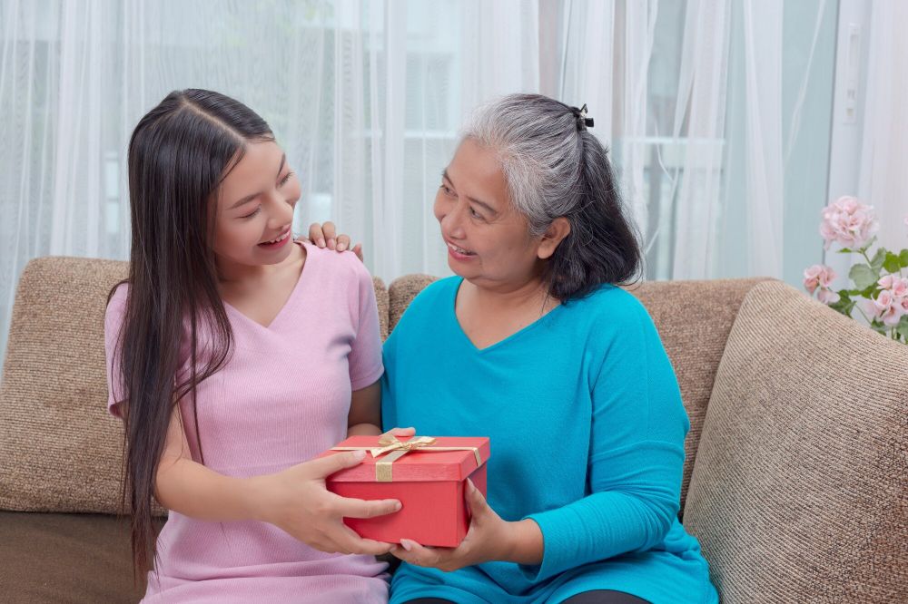 50 Kata-kata Hari Kartini untuk ibu 2025, penuh inspirasi, cinta, dan hormat