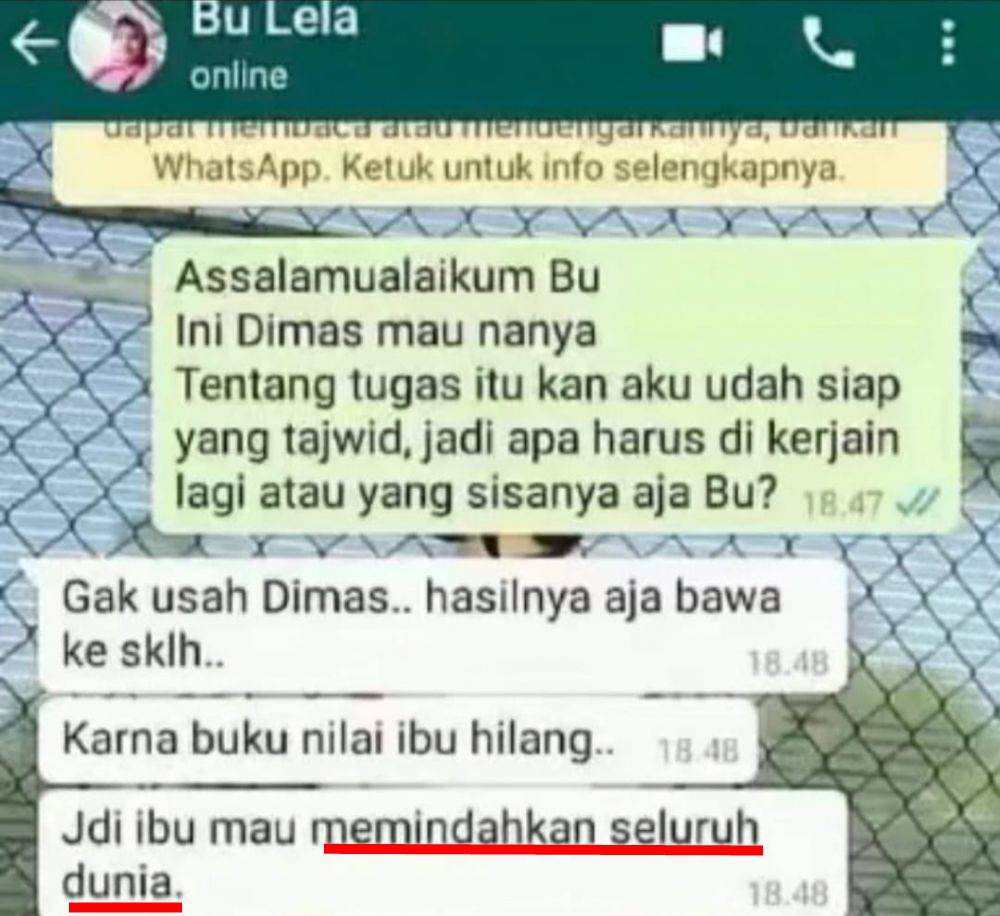 Ngetik nggak pakai mikir, 11 balasan chat lucu dari guru ini bikin senyum lebar