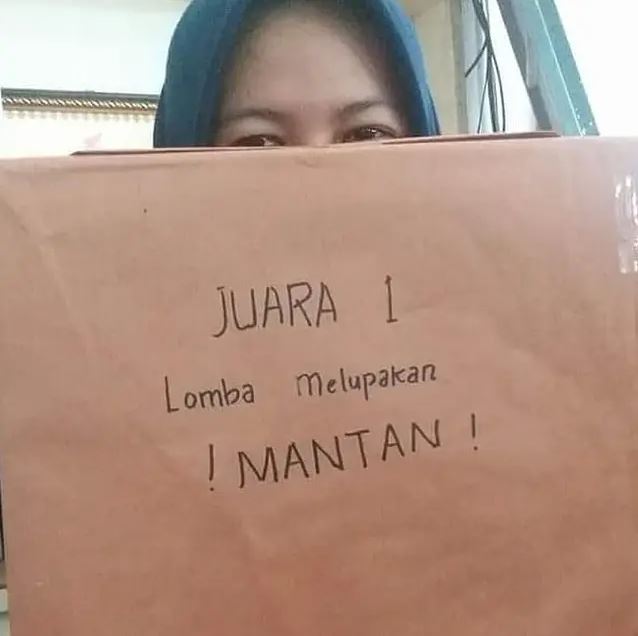 11 Tulisan kocak di hadiah lomba ini bikin pemenang senyum-senyum sendiri, ada lomba melupakan mantan