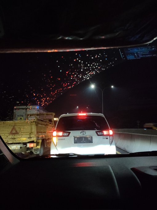 19 Pelat nomor kendaraan motor dan mobil milik warga +62 ini bikin ngakak, bakal jadi incaran polisi