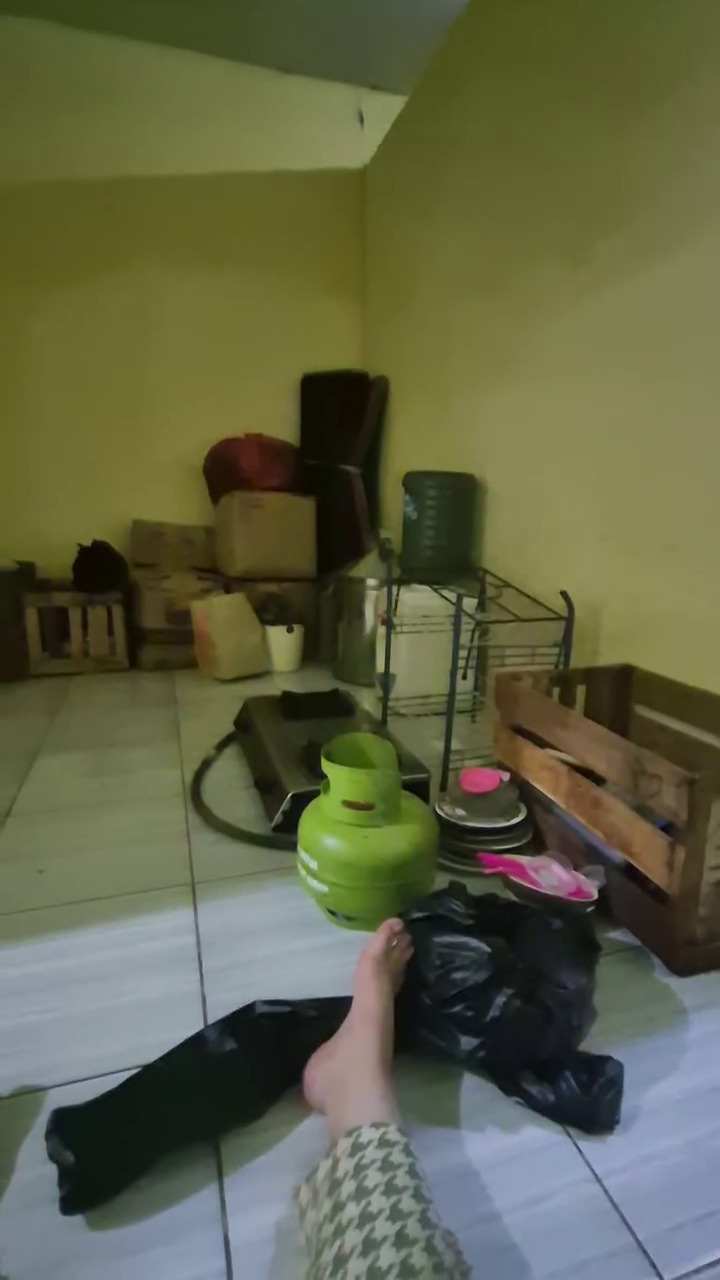 Dulu pindah-pindah kontrakan kini punya rumah, 9 potret hunian Talitha Curtis, sederhana tapi nyaman