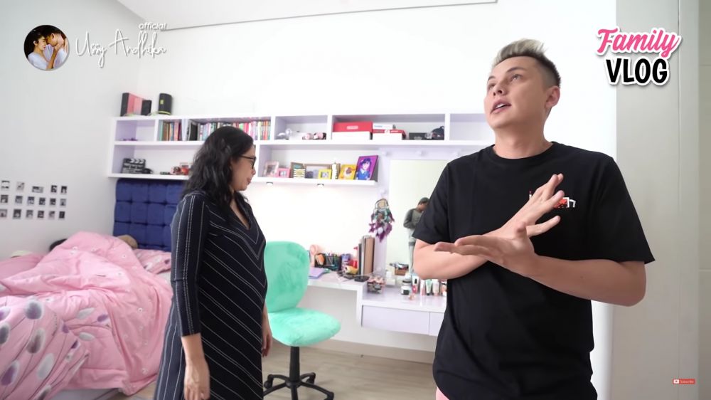 Dulu dicibir numpang hidup istri kini punya rumah Rp50 M, intip 13 potret hunian Andhika Pratama