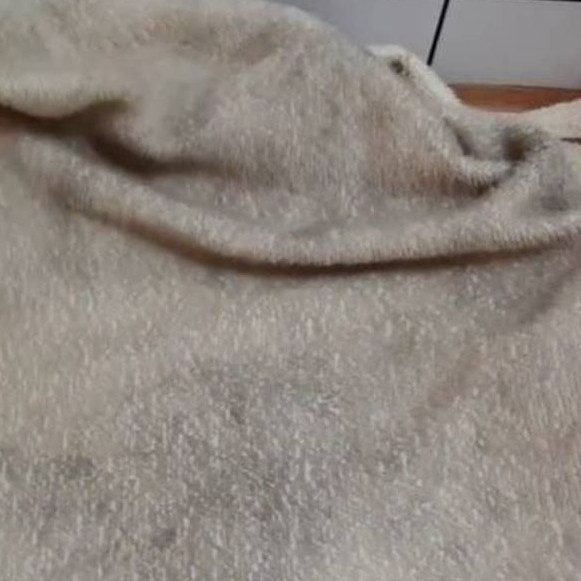 Tanpa direndam sabun semalaman, ini cara mencuci handuk penuh noda biar kinclong pakai 3 bahan dapur