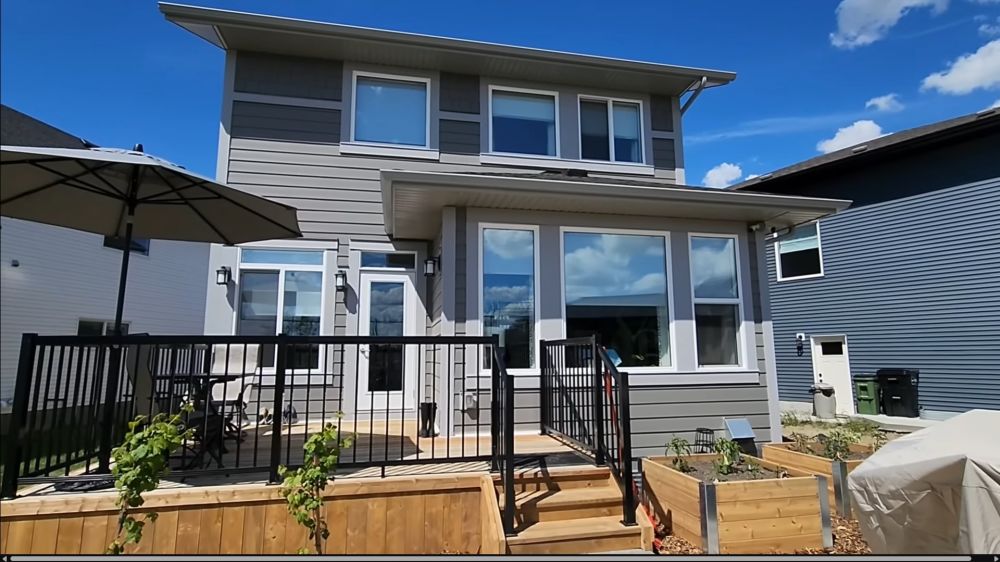 Nikmatul Rosidah eks TKW sukses jadi YouTuber kini punya rumah gaya Amerika di Kanada, ini 9 potretnya