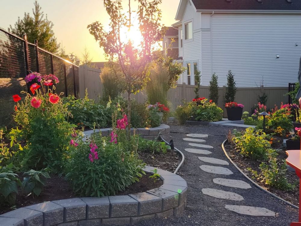 Nikmatul Rosidah eks TKW sukses jadi YouTuber kini punya rumah gaya Amerika di Kanada, ini 9 potretnya