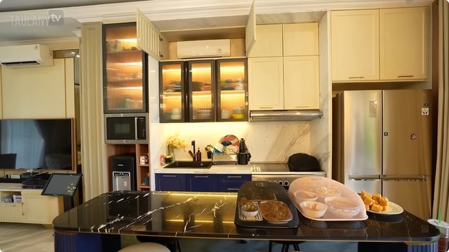 Pindah dari Andara Syahnaz huni rumah baru Rp 6 M, 9 potretnya, kolam renang didesain ala vila di Bali