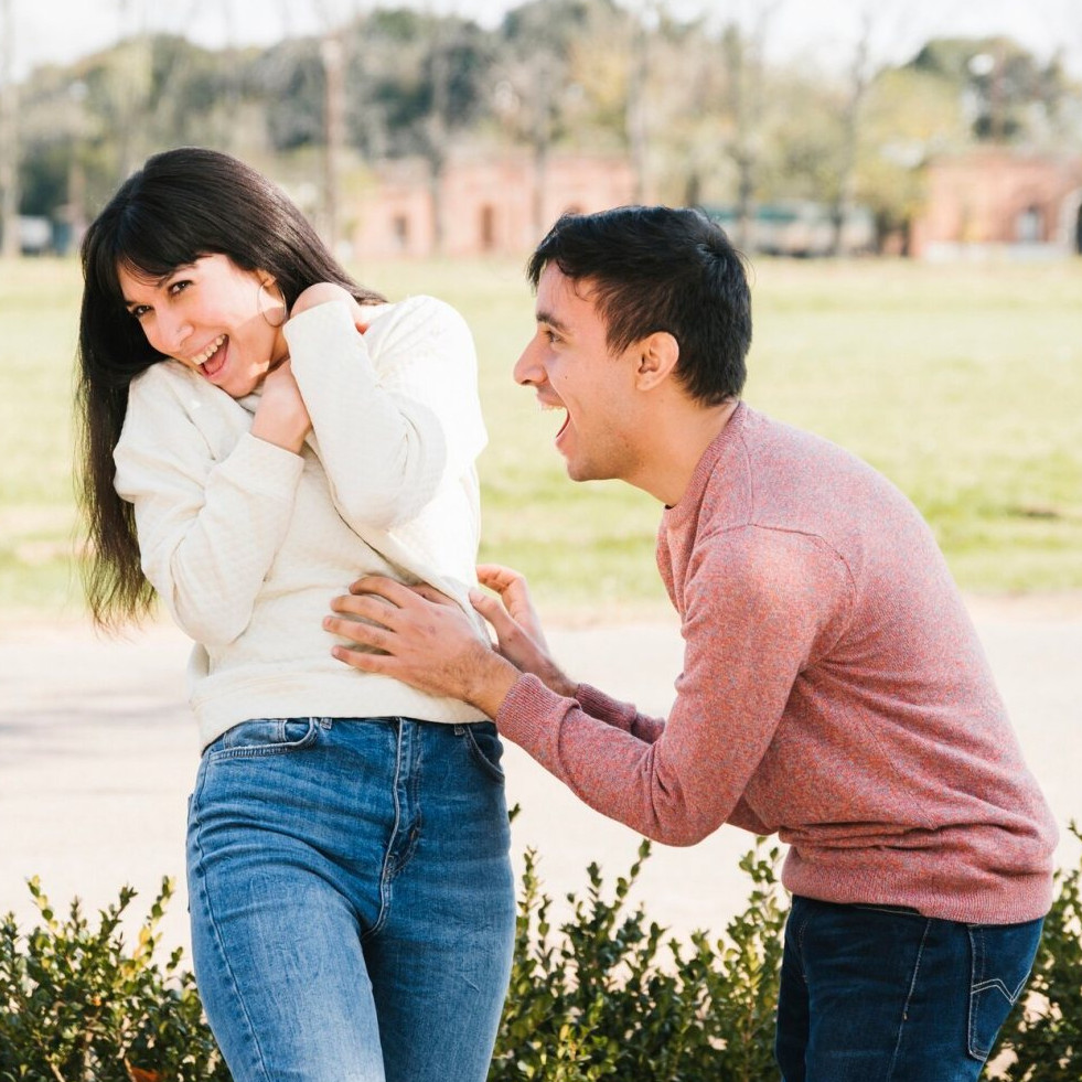 100 Kata-kata gombalan maut untuk PDKT, bikin gebetan luluh dalam sekejap