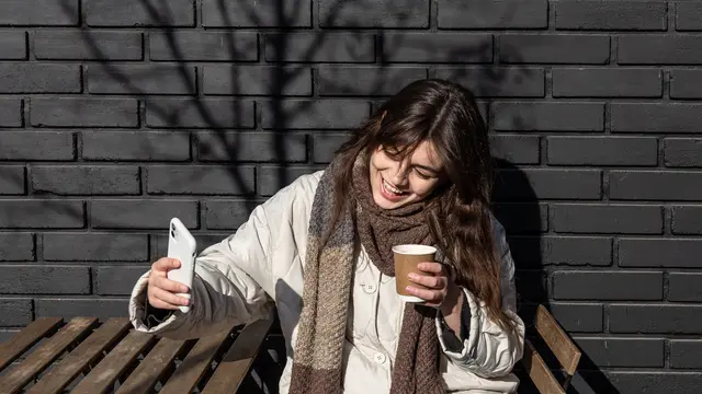 7 Zodiak yang menemukan kebahagiaan dalam kesendirian
