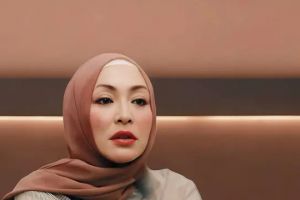 Angelina Sondakh dan Reza Artamevia segera jadi nenek, bingung mau dipanggil apa